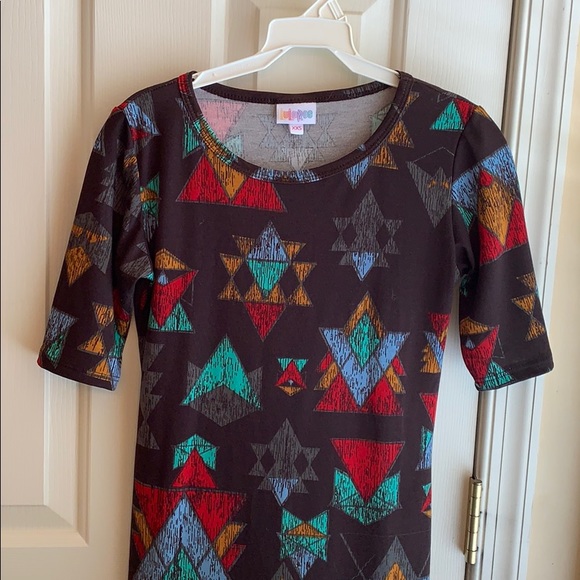 Form fitting knee length dress 1/2 length sleeves - Picture 2 of 4